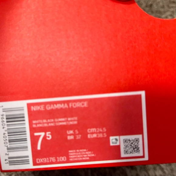 Women’s Nike Gamma Force Women’s 7.5 NWT - Picture 6 of 6